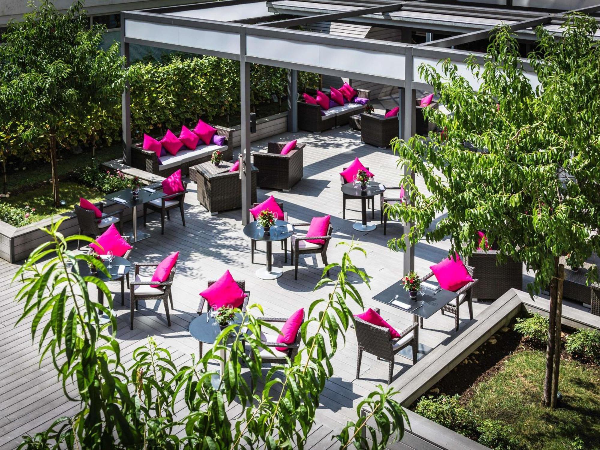 Suite Prestige avec 1 Lit King-Size, Salon Séparé et Vue