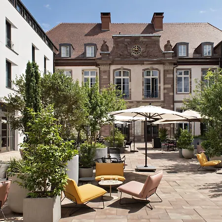 Hôtel LÉONOR the place to live-3